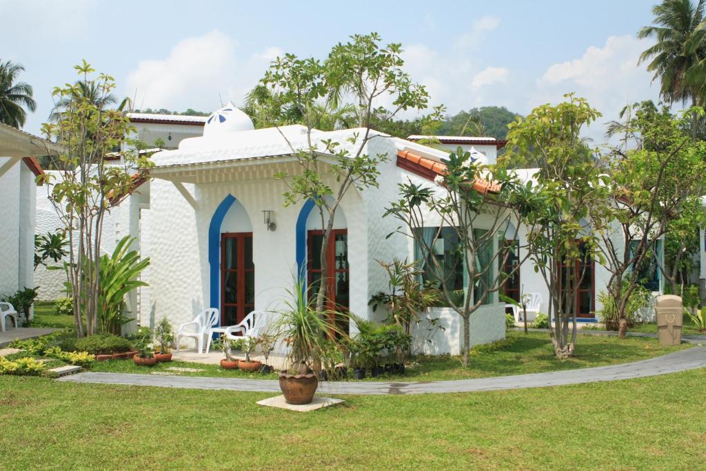 Baanmontra Beach Resort - Bankrut Pokoj fotografie